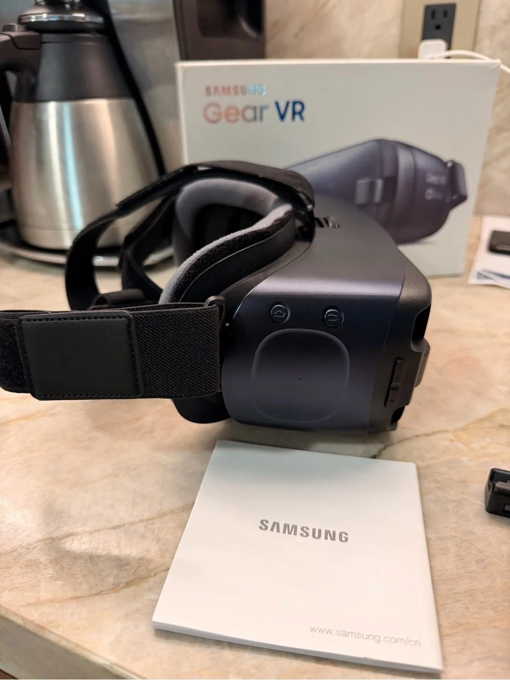 Samsung Oculus Gear VR Headset - Blue Black